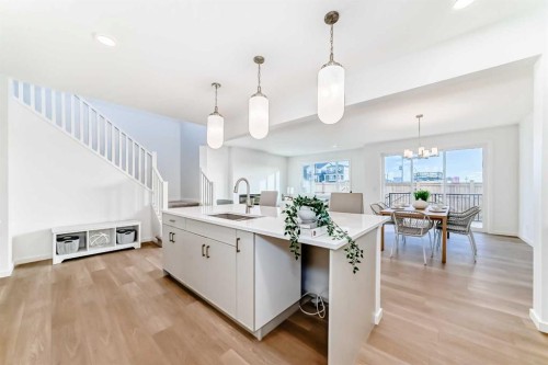 64 Creekside Path Sw, Calgary, AB - Indoor Photo Showing Kitchen