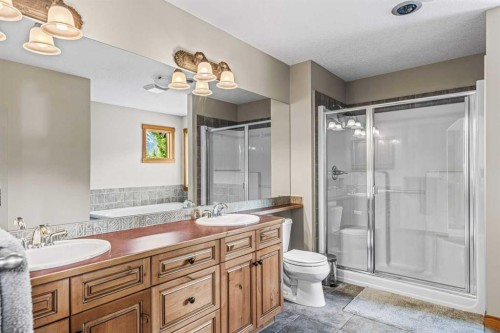 116 Casale Place, Canmore, AB - Indoor Photo Showing Bathroom