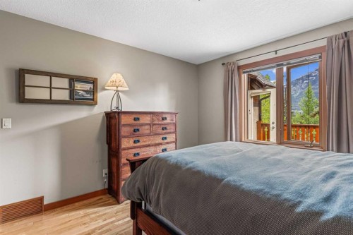 116 Casale Place, Canmore, AB - Indoor Photo Showing Bedroom