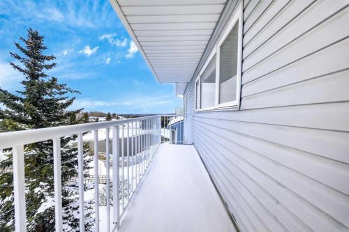 3402-3402 Hawksbrow Point Nw, Calgary, AB - Outdoor With Exterior