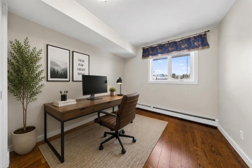 3402-3402 Hawksbrow Point Nw, Calgary, AB - Indoor Photo Showing Office