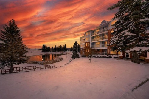 3402-3402 Hawksbrow Point Nw, Calgary, AB - Outdoor