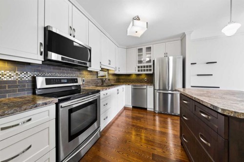 3402-3402 Hawksbrow Point Nw, Calgary, AB - Indoor Photo Showing Kitchen With Upgraded Kitchen