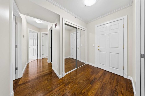 3402-3402 Hawksbrow Point Nw, Calgary, AB - Indoor Photo Showing Other Room
