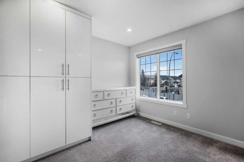 31 Saddleback Way Ne, Calgary, AB - Indoor Photo Showing Other Room