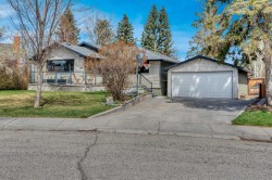 48 Waterloo Drive SW Calgary, AB T3C 3E8