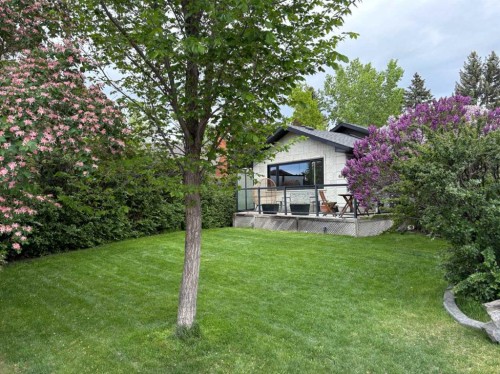 48 Waterloo Drive Sw, Calgary, AB - Outdoor With Deck Patio Veranda