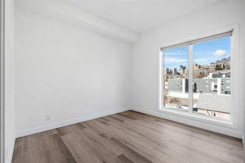 401-455 1 Avenue Ne, Calgary, AB - Indoor Photo Showing Other Room