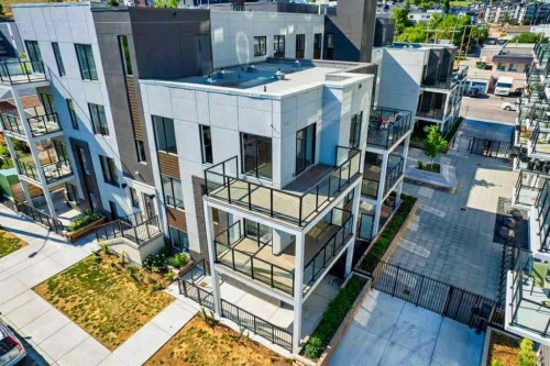 401-455 1 Avenue Ne, Calgary, AB - Outdoor
