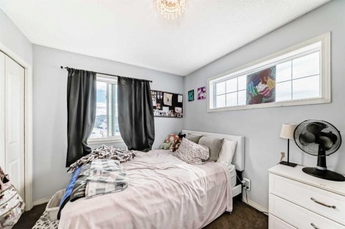 404 Redstone Grove Ne, Calgary, AB - Indoor Photo Showing Bedroom