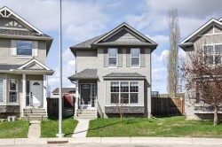 78 Cranberry Close SE Calgary, AB T3M 0B4