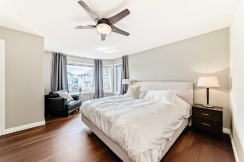 127 Cimarron Park Circle, Okotoks, AB - Indoor Photo Showing Bedroom