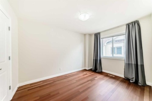 127 Cimarron Park Circle, Okotoks, AB - Indoor Photo Showing Other Room