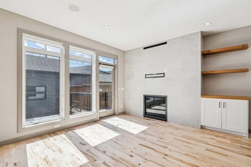 2011 48 Avenue Sw, Calgary, AB - Indoor With Fireplace
