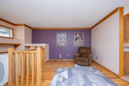 136 Hunterhorn Drive Ne, Calgary, AB - Indoor