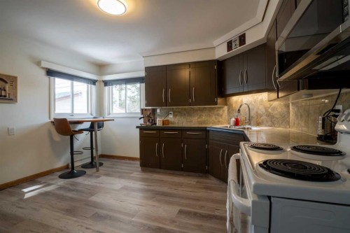 84 Waterloo Drive Sw, Calgary, AB - Indoor