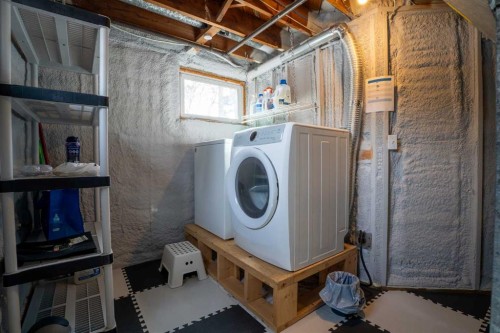 84 Waterloo Drive Sw, Calgary, AB - Indoor Photo Showing Basement