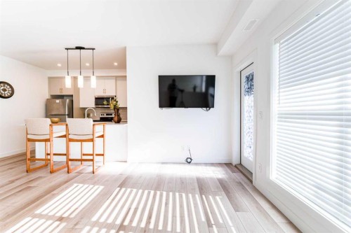 120 Spring Creek Common Sw, Calgary, AB - Indoor