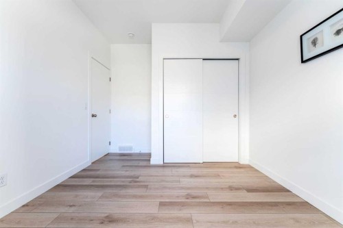 120 Spring Creek Common Sw, Calgary, AB - Indoor Photo Showing Other Room