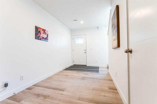 120 Spring Creek Common Sw, Calgary, AB - Indoor Photo Showing Other Room