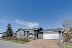 201 Southridge Place Didsbury, AB T0M 0W0