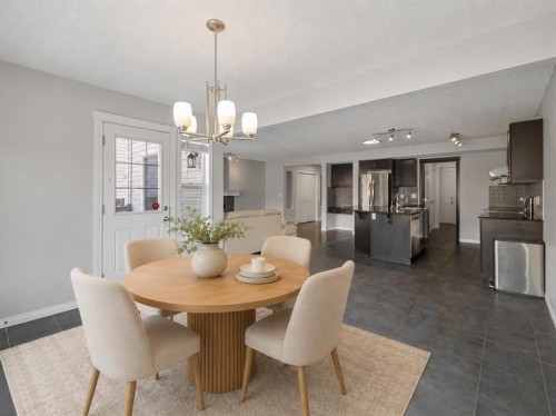 72 Pantego Close Nw, Calgary, AB - Indoor Photo Showing Dining Room