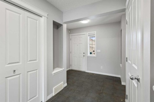 72 Pantego Close Nw, Calgary, AB - Indoor Photo Showing Other Room