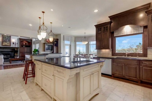 9 Spring Valley Terrace Sw, Calgary, AB 