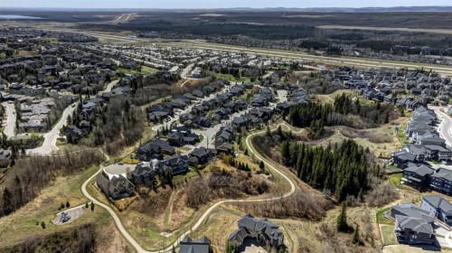 9 Spring Valley Terrace Sw, Calgary, AB 