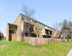 112-7007 4A Street SW Calgary, AB T2V 1A1