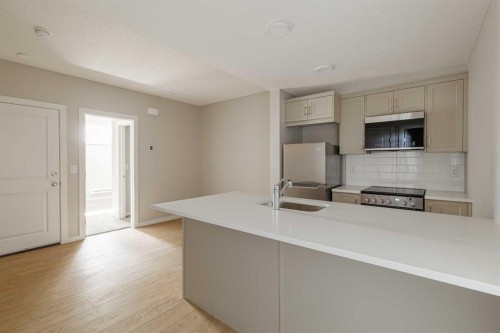  - Indoor Photo Showing Kitchen