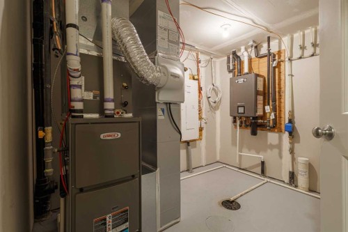  - Indoor Photo Showing Basement