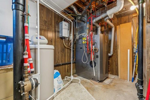 320 Whiteview Road Ne, Calgary, AB - Indoor Photo Showing Basement