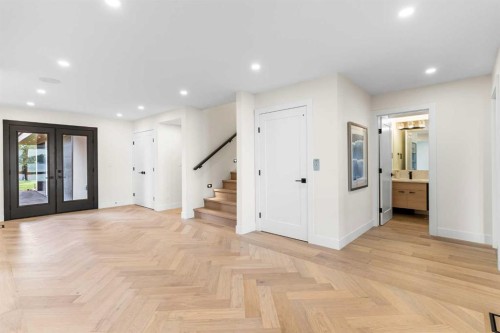 476 West Chestermere Drive, Chestermere, AB - Indoor Photo Showing Other Room