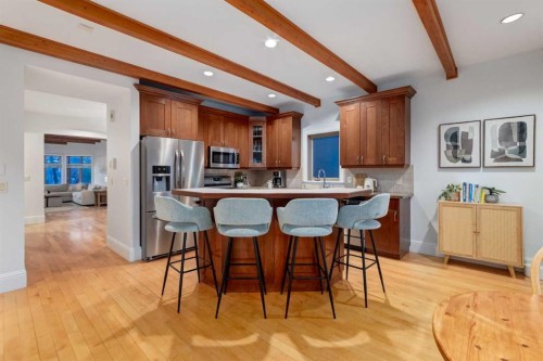 2021 32 Avenue Sw, Calgary, AB - Indoor