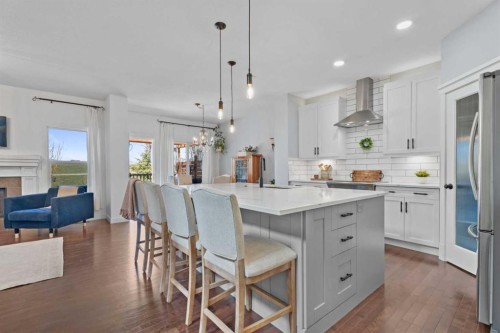 64 Drake Landing Crescent  Okotoks, AB T1S 0E6