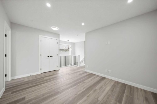 46 Versant View Sw, Calgary, AB - Indoor Photo Showing Other Room