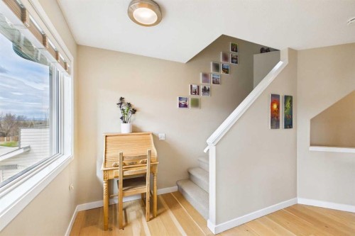 62 Tuscany Hills Park Nw, Calgary, AB - Indoor Photo Showing Other Room