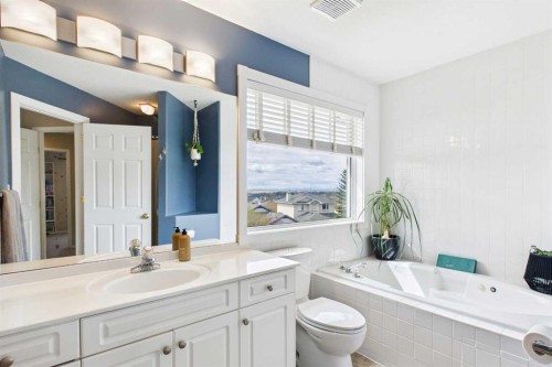 62 Tuscany Hills Park Nw, Calgary, AB - Indoor Photo Showing Bathroom