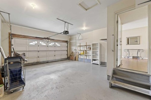 24 Deer Ridge Close Se, Calgary, AB - Indoor Photo Showing Garage