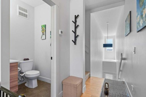 222 Seton Passage Se, Calgary, AB - Indoor Photo Showing Bathroom