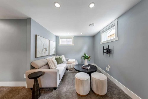 711 14A Street Se, Calgary, AB - Indoor