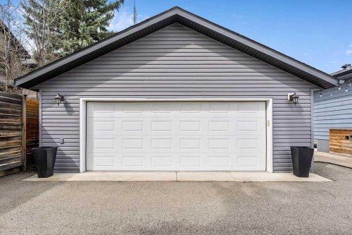711 14A Street Se, Calgary, AB - Outdoor With Exterior