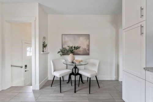 711 14A Street Se, Calgary, AB - Indoor Photo Showing Dining Room