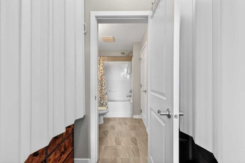 211-200 Cranfield Common Se, Calgary, AB - Indoor