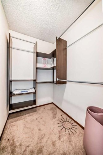 216 Hawkwood Boulevard Nw, Calgary, AB - Indoor Photo Showing Other Room