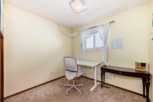 216 Hawkwood Boulevard Nw, Calgary, AB - Indoor Photo Showing Office