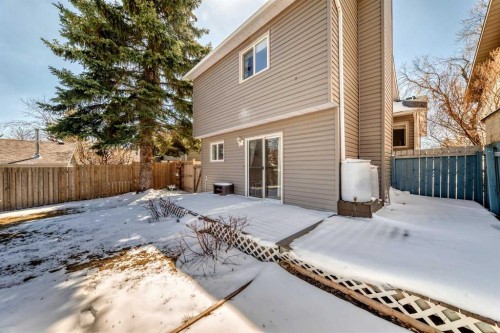 216 Hawkwood Boulevard Nw, Calgary, AB - Outdoor