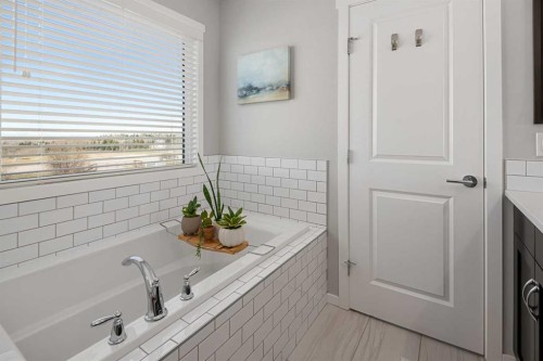 49 Tuscany Ridge Circle Nw, Calgary, AB - Indoor Photo Showing Other Room