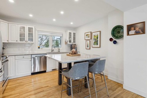 4412 Amiens Road Sw, Calgary, AB - Indoor